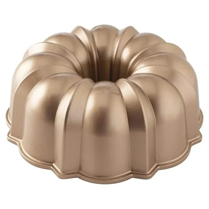 1 Piece Aluminum Round Original Bundt, 12-Cup in Toffee